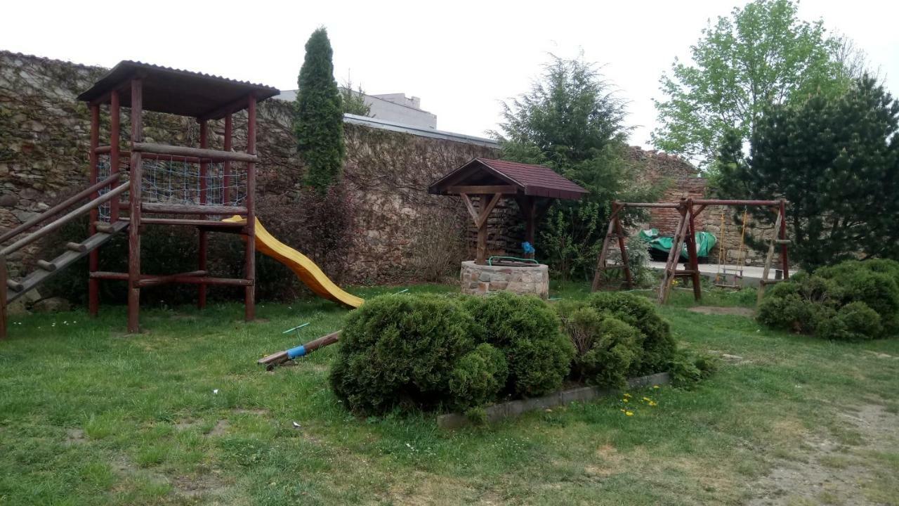 Penzion U Formana Straz nad Nezarkou Exterior foto